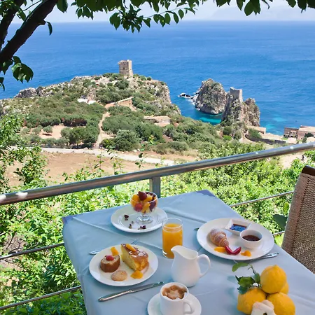 Hotel Torre Bennistra 3*