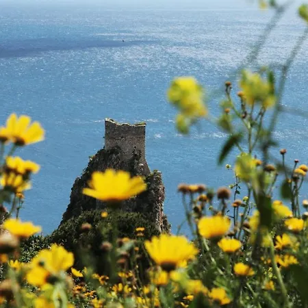 Torre Bennistra 3* Scopello (Sicily)